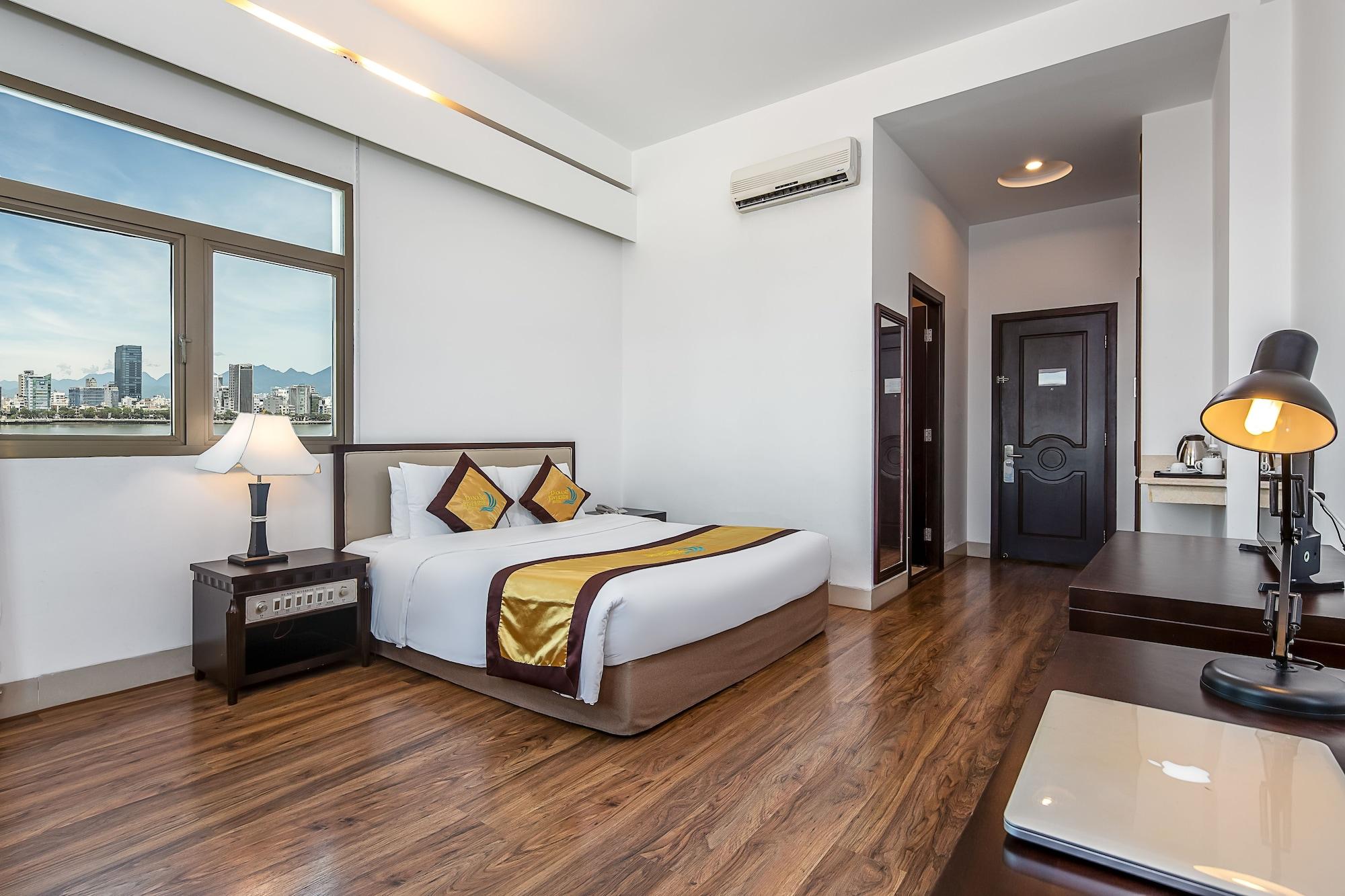 Da Nang Riverside Hotel Exteriör bild