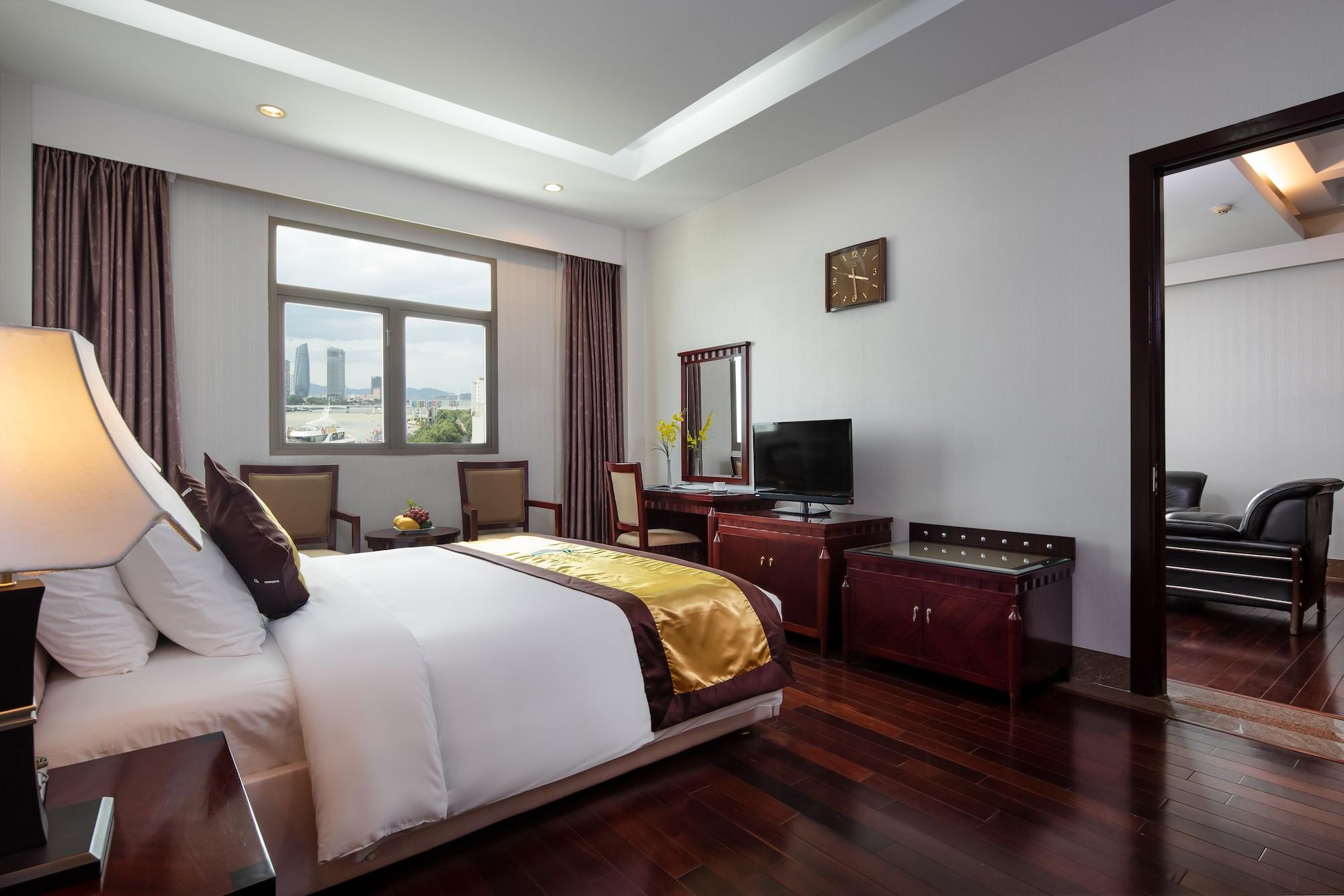Da Nang Riverside Hotel Exteriör bild
