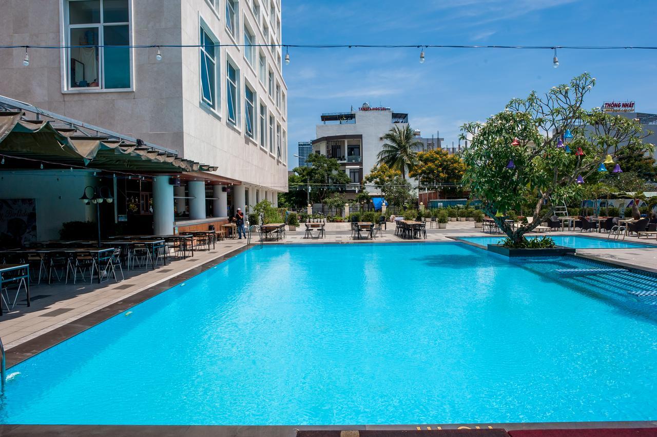 Da Nang Riverside Hotel Exteriör bild