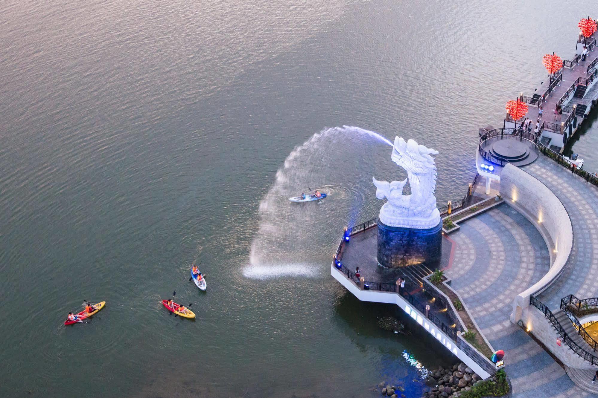 Da Nang Riverside Hotel Exteriör bild
