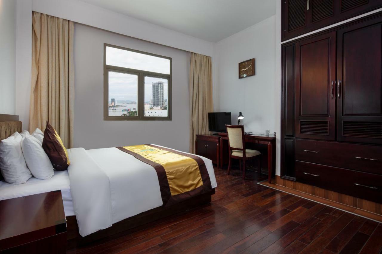 Da Nang Riverside Hotel Exteriör bild