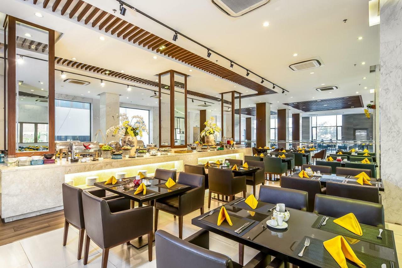 Da Nang Riverside Hotel Exteriör bild